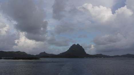 Bora-Bora-departing-the-island