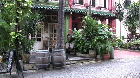 Singapore-city-porch-and-barrels