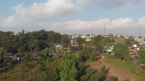 Luftaufnahmen-Von-Jowai-Town,-Megahaya,-Indien