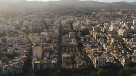 Sunrise-Drone-Shot-over-the-Palma-del-Mallorca,-Mallorca