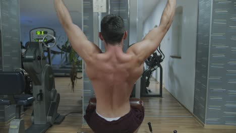 --Male-workout-in-the-gym---4K-60fps-normal-speed-15