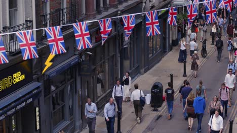 Bulliciosa-Calle-En-El-Centro-De-Londres,-Reino-Unido-4k-Cinematic-Britain