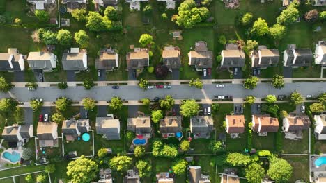 Top-down-aerial-of-street-with-homes-in-USA