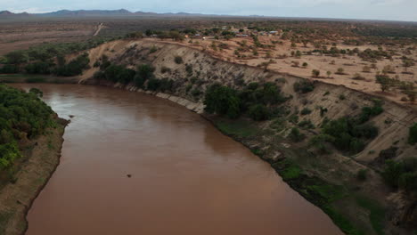 Idyllic-View-Of-Omo-River-Flowing-Near-Karo-Tribe-Village-In-Southern-Ethiopia