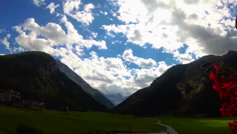 Timelapse-De-Nubes-Sobre-Las-Montañas-De-Gran-Paradiso-3