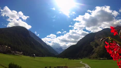 Zeitraffer-Von-Wolken-über-Den-Bergen-Von-Gran-Paradiso-1