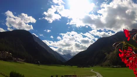 Timelapse-De-Nubes-Sobre-Las-Montañas-De-Gran-Paradiso-5