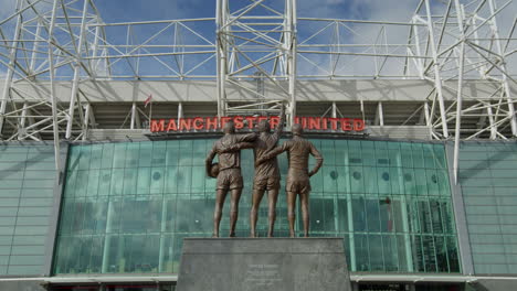 Holy-Trinity-Manchester-United-Stadium.-Best,-Law,-Charlton-2