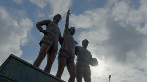 Estadio-De-La-Santísima-Trinidad-Manchester-United-10