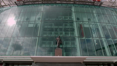 Estatua-De-Sir-Matt-Busby-4