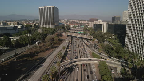 Los-Angeles-Freeways-In-Der-Innenstadt
