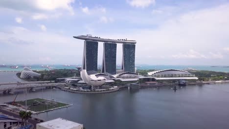 Drone-shots-of-Singapore-Skyline-and-streets,-Singapore,-UHD-2