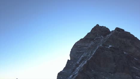 Das-Matterhorn-Bei-Sonnenaufgang