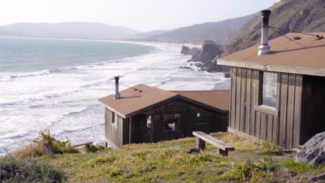 Rental-vacation-cabins-at-Steep-Ravine,-California-with-an-ocean-view