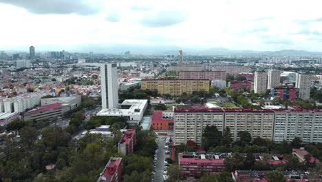 Drone-Flying-Towards-Beautiful-Residential-Area-Of-Tlatelolco,-Mexico-City