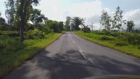 Road-Trip-To-Trimbakeshwar-Countryside-In-The-Nashik-District-of-Maharashtra,-India