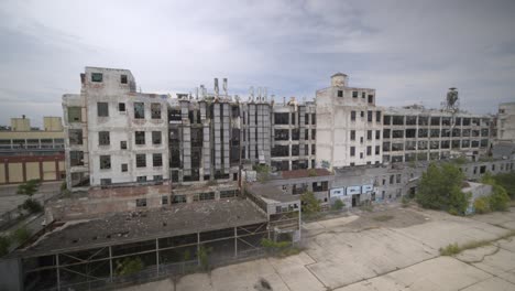 4k-drone-view-of-abandoned-manufacturing-plant-in-Detroit-9