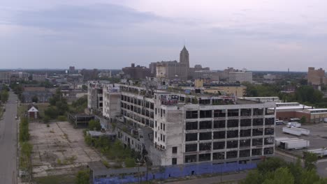 4k-drone-view-of-abandoned-manufacturing-plant-in-Detroit-23
