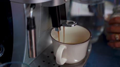 Espresso-coffee-machine-brewing-fresh-beverage,-preparing-breakfast-drink