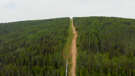 Video-De-Drones-De-4k-Del-Oleoducto-Trans-Alaska-En-Fairbanks,-Ak-Durante-Un-Día-Soleado-De-Verano-15