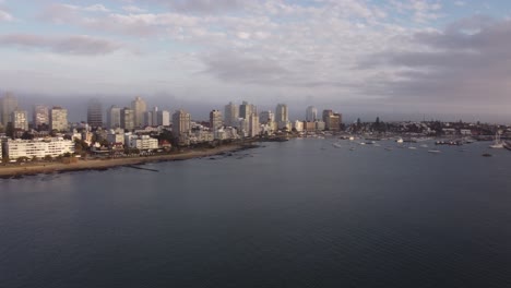 Skyline-of-Punta-del-Este-city-beach-in-Uruguay-with-harbor-and-skyscrapers