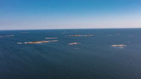 Hyperlapse-drone-shot-of-sailboats-sailing-on-a-sunny-summer-day-at-the-Gulf-of-Finland