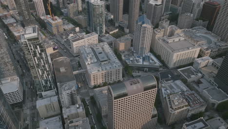 Aerial-flyover-of-downtown-Seattle