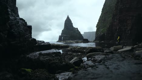 Duncansby-Escocia-Con-Nubes-Dramáticas