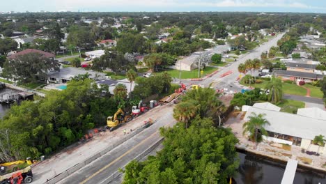 4K-Drone-Video-of-Bridge-Repair-Crews-working-on-40th-Avenue-Bridge-in-St-Petersburg,-Florida-on-Sunny-Summer-Day-3