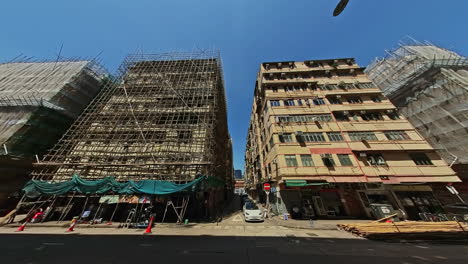 Motion-time-lapse-pan-show-old-tenement-buildings,-To-Kwa-Wan-13-Streets-area