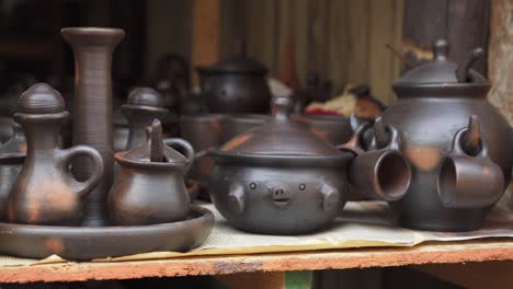Typical-Pottery-And-Handicrafts-From-Pomaire-Local-Tourist-Town-Near-Santiago-Region-In-Chile,-South-America
