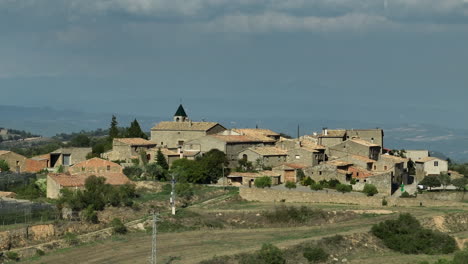 Parallaxenaufnahmen-Eines-Malerischen-Spanischen-Kleinen-Dorfes