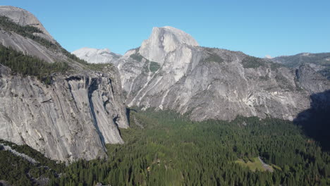 Parque-Nacional-De-Yosemite,-Toma-Aérea-De-Drones