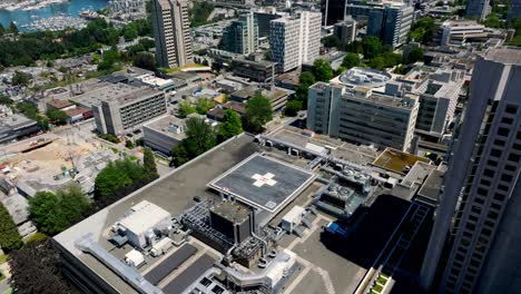 Aerial-View-Of-Helipad-On-Rooftop-Of-Vancouver-General-Hospital-In-BC,-Canada