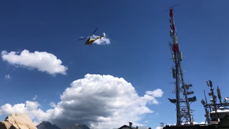 Operaciones-De-Un-Helicóptero-En-El-Mont-Blanc-2