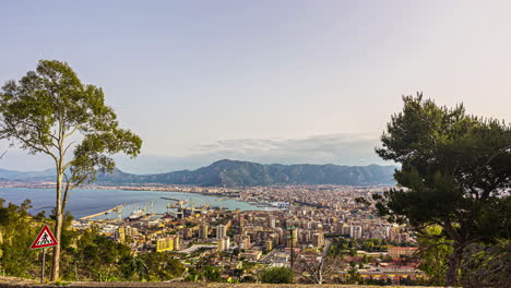 Breathtaking-views-of-City-of-Palermo,-Italy-from-vista-point-Belvedere-Montepellegrino