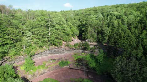 Epic-Swimming-Hole-at-Waterfall-in-Catskill-Mountains,-NY