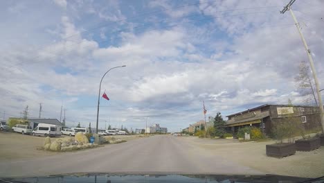 Fahren-Sie-Den-Kelsey-Boulevard-In-Churchill,-Manitoba,-Teil-4-Von-4-Hinunter