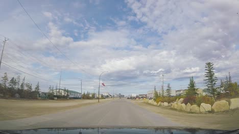 Fahren-Sie-Den-Kelsey-Boulevard-In-Churchill,-Manitoba,-Teil-2-Von-4-Hinunter