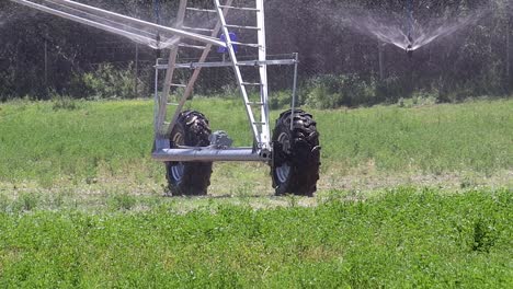 Drehpunkt-Landwirtschaft-Bewässerungstechnik-4k-30fps
