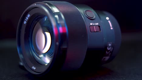Closeup-of-popular-Sony-85mm-f1