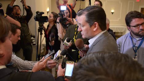 Candidato-Presidencial-Conservador-Ted-Cruz-Responde-Preguntas-Sobre-El-Acuerdo-De-Obama-Con-Irán-De-Reporteros-Campaña-De-Iowa