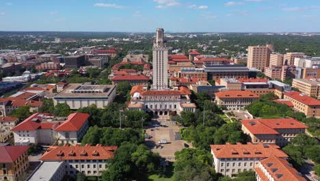 Muy-Buena-Antena-Sobre-El-Campus-De-La-Universidad-De-Texas-En-Austin,-Texas