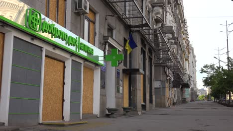 The-Streets-Of-Central-Downtown-Kharkiv-Are-Abandoned,-Businesses-Boarded-Up-And-Destroyed,-During-Russian-Invasion,-Shelling-And-Bombing-Attacks