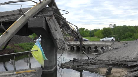 El-Puente-Entre-Irpin-Y-Kyiv-Kiev-Es-Volado-Durante-La-Guerra-De-Ucrania-Para-Prevenir-La-Ocupación-Rusa