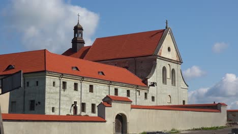 Establishing-Shot-Of-Capuchin-Monastery-In-The-Village-Of-Olesko,-Ukraine