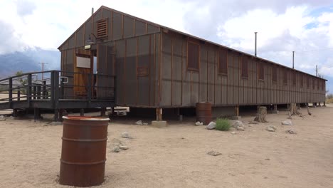 Abandoned-Barracks-At-The-Manzanar-Japanese-Relocation-Camp-In-The-Sierra-Nevada-Owens-Valley,-California