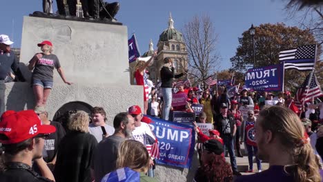 Trump-Supporters,-Including-Evangelicals-For-Trump,-Hold-A-Campaign-Rally-At-The-Iowa-State-Capital-Building