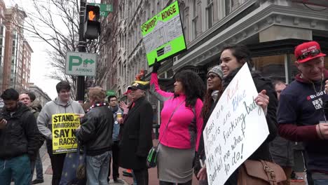 Unterstützer-Und-Gegendemonstranten-Des-Designierten-US-Präsidenten-Donald-Trump-Während-Der-Amtseinführung-In-Washington,-D.C