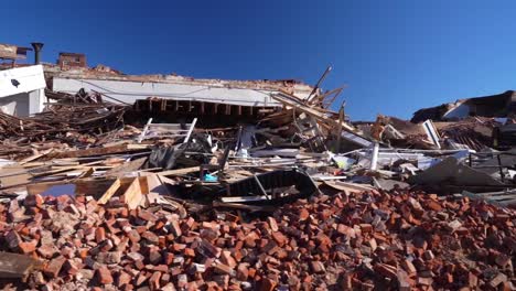 Fema-Agents-Tour-Kentucky-Tornado-Sites,-Including-The-Town-Of-Mayfield,-Destroyed-By-The-Storm